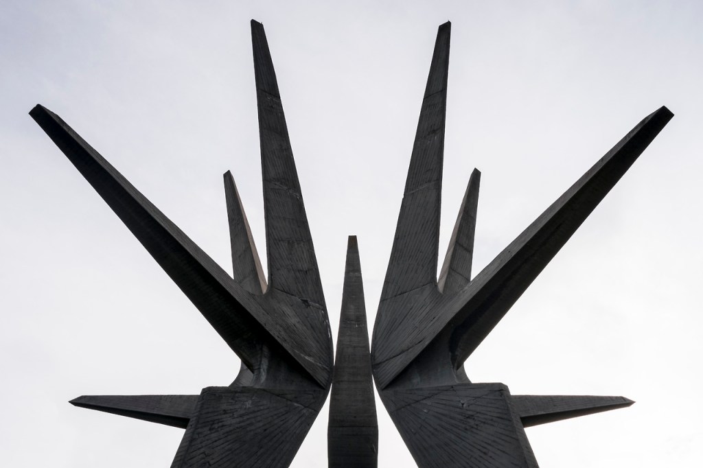 Neka puca kao mina zvezda iznad našeg&nbsp;čela